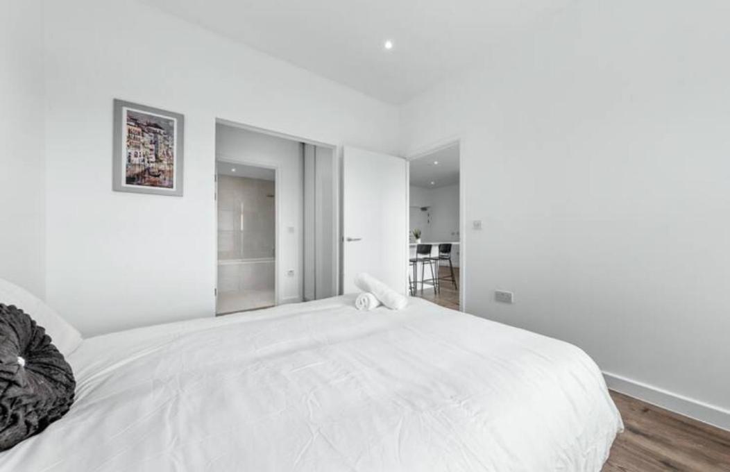 Airy 2Br Flat Delta London Dp332 Apartment Croydon Exterior photo